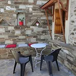 Sunlight Stonehouse בית נופש Afétai