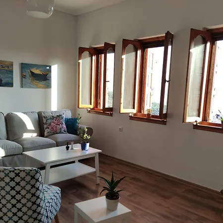 Sunlight Stonehouse Hébergement de vacances Afétai