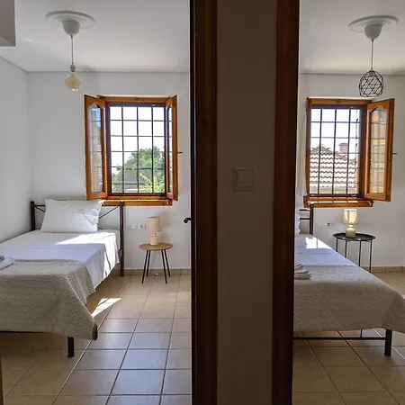 Sunlight Stonehouse * Afétai